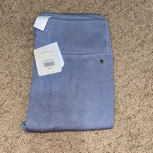 NWT Fabletics Cloud Seamless High-Waisted Legging